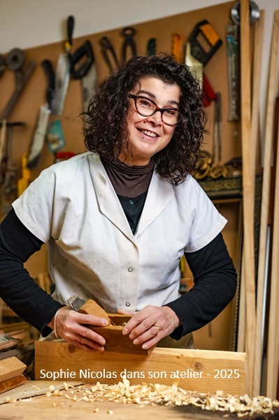 Sophie Nicolas dans son atelier